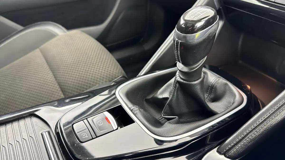 2017-renault-koleos-16dci-dynamique-s-nav-big-17