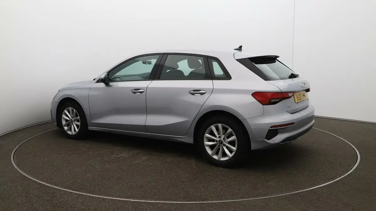 2021-audi-a3-15-35-tfsi-technik-s-tronic-big-35