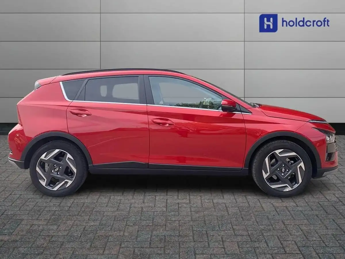 2024-hyundai-bayon-10-t-gdi-premium-100ps-two-tone-roof-big-4