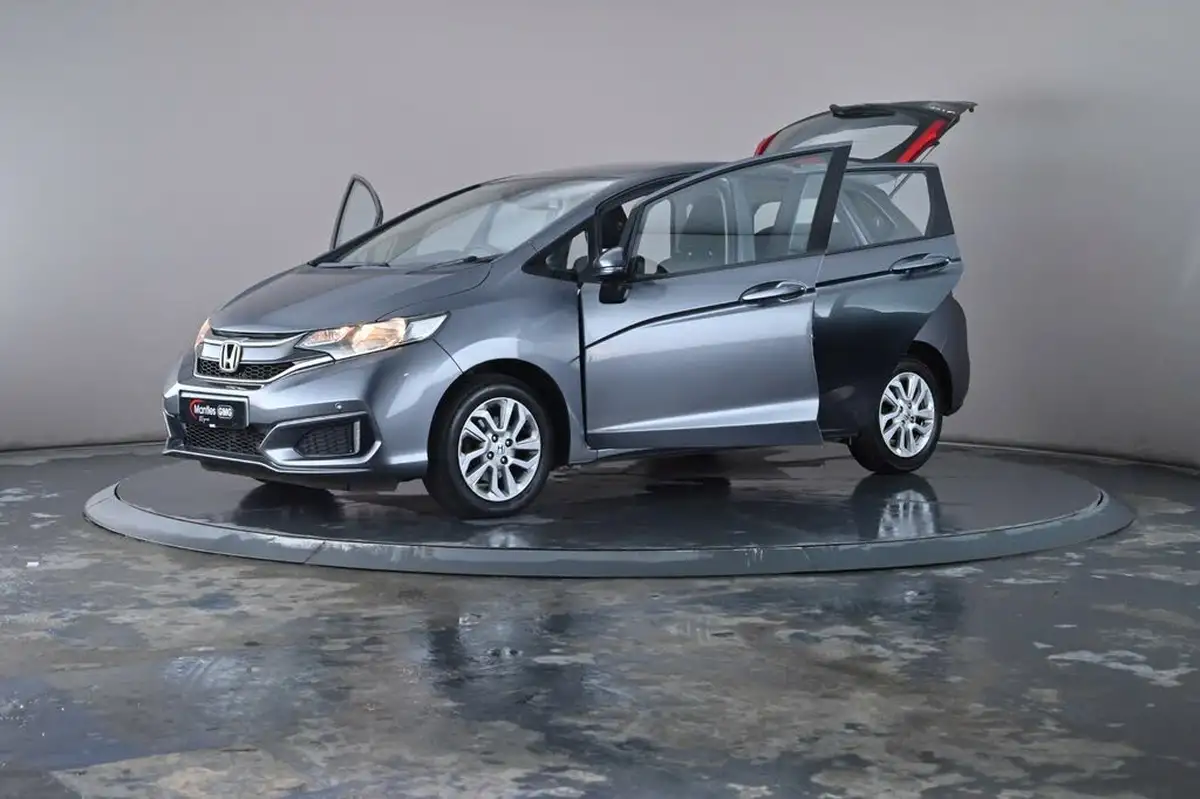 2018-honda-jazz-13-i-vtec-se-navi-big-39