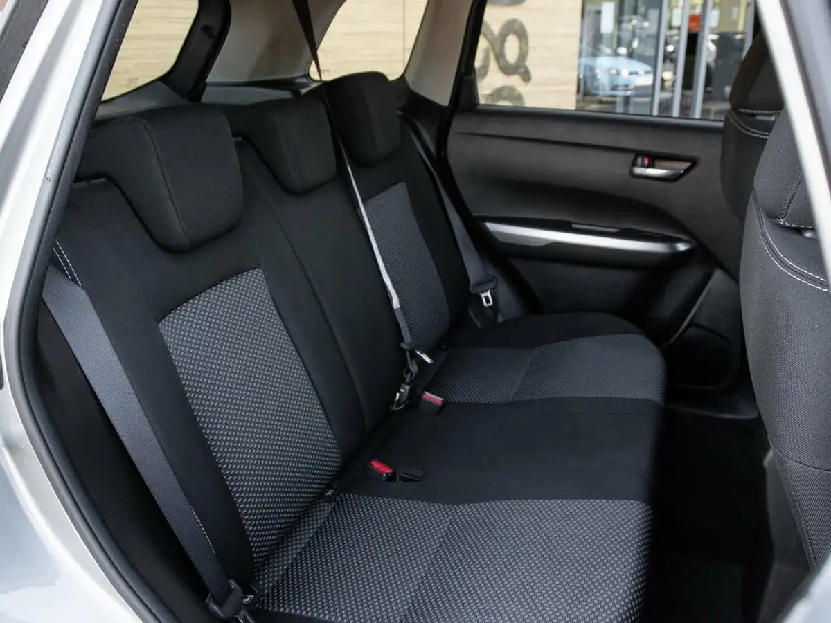 2021-suzuki-vitara-14-boosterjet-sz-t-big-32