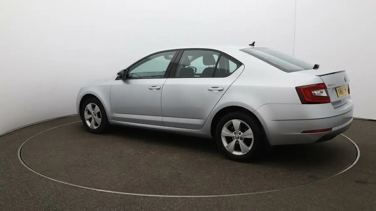 2019-skoda-octavia-15-tsi-se-technology-act-hatchback-big-35