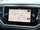 2020-volkswagen-t-roc-15-tsi-se-dsg-small-1