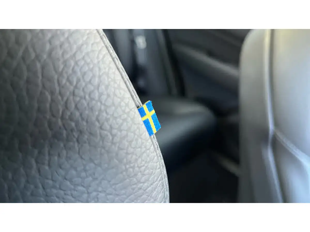 2024-volvo-xc60-20-b5-plus-big-21