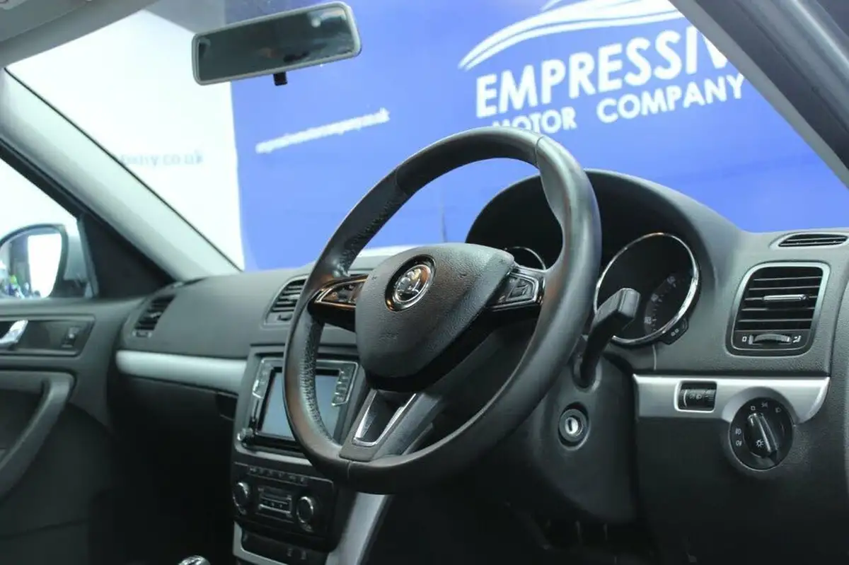 2015-skoda-yeti-outdoor-20tdi-scr-se-business-150ps-4x4-big-4