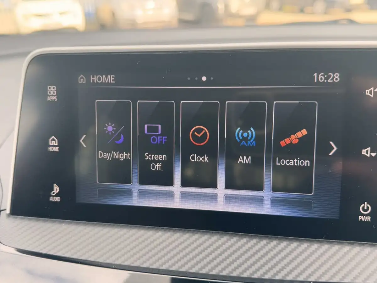 2019-mitsubishi-eclipse-cross-15-4-auto-big-33
