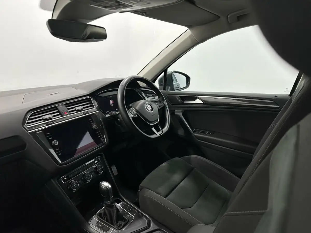 2018-volkswagen-tiguan-20tdi-sel-150ps-ss-dsg-big-30