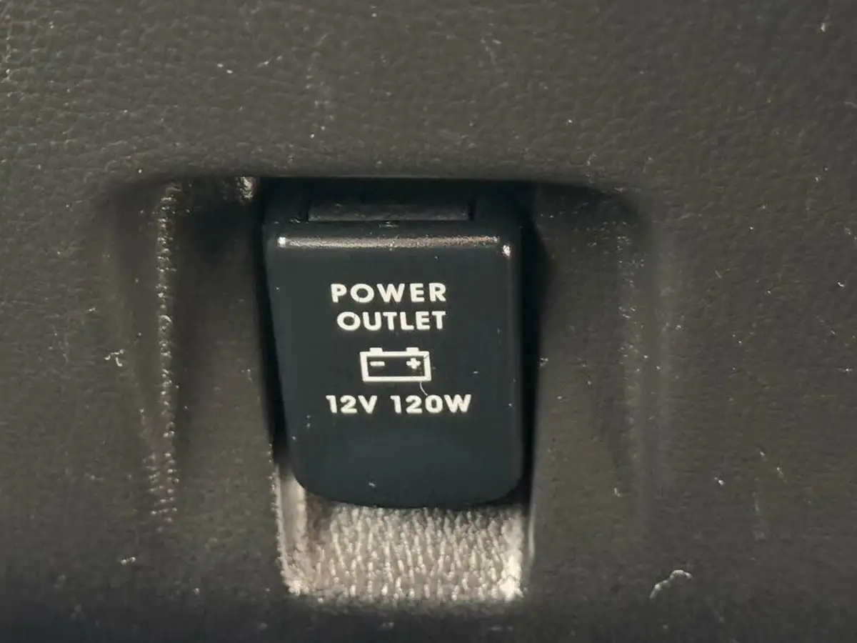 2019-mitsubishi-eclipse-cross-15-4-auto-big-9
