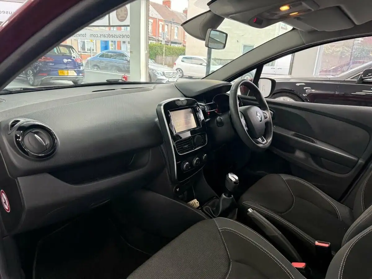 2018-renault-clio-09-tce-dynamique-nav-big-14