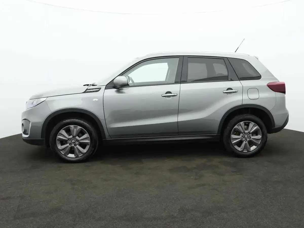 2023-suzuki-vitara-14-boosterjet-sz-t-big-4