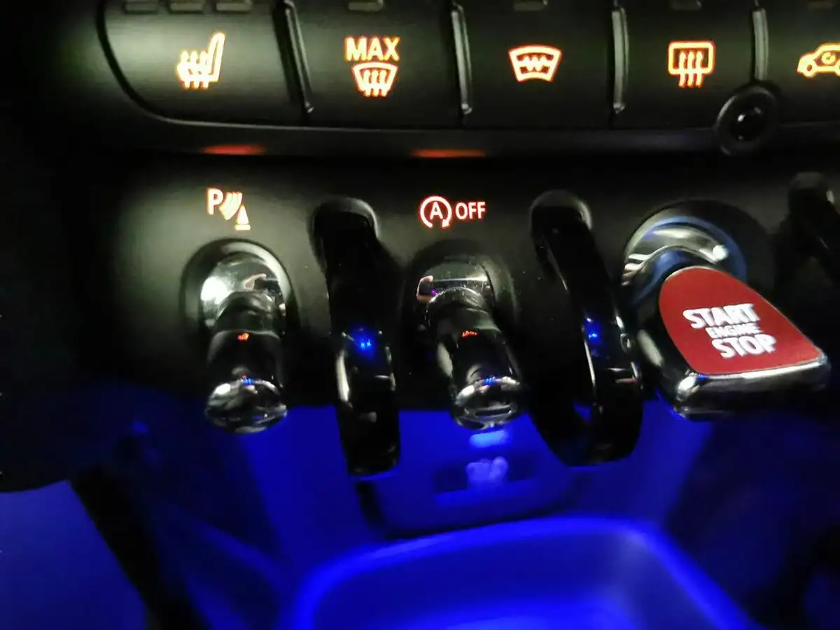 2020-mini-cooper-20-cooper-s-sport-189bhp-hatchback-5d-auto-big-22