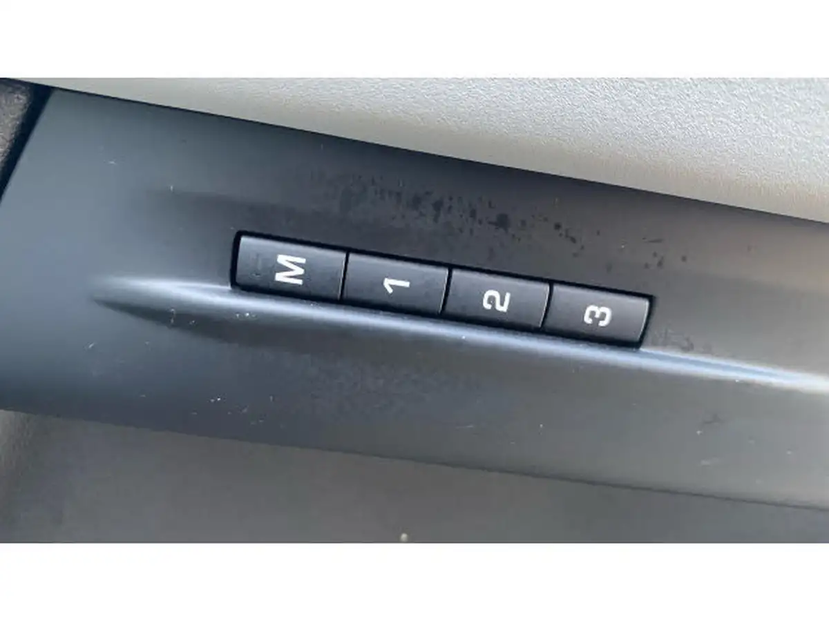 2024-land-rover-range-rover-evoque-15-p300e-s-big-34