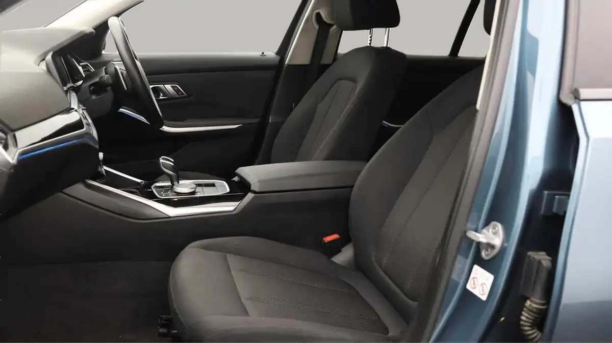 2019-bmw-3-series-20-330e-se-pro-big-13