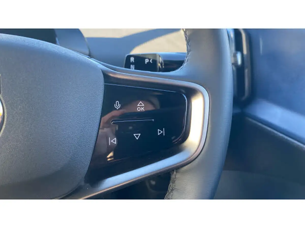 2024-volvo-ex30-e-single-motor-plus-extended-range-big-18