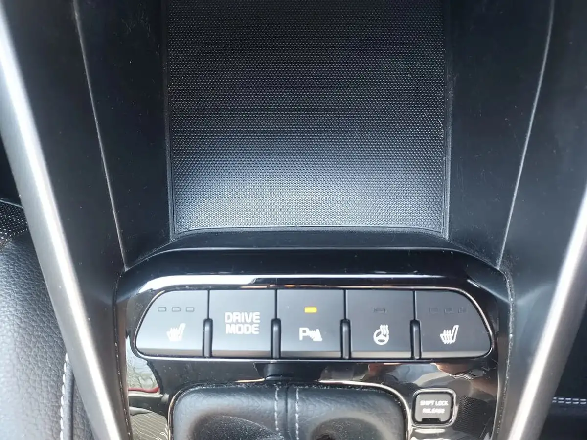 2022-kia-stonic-10-t-gdi-gt-line-s-dct-big-21