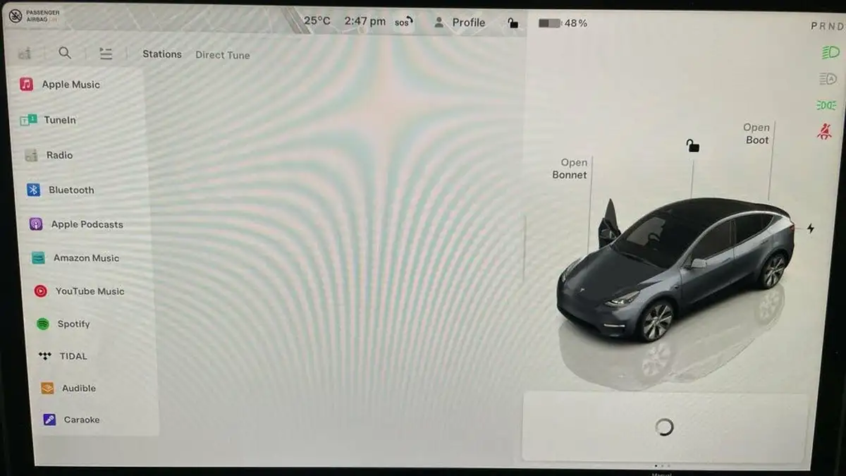 2022-tesla-model-y-e-long-range-big-27