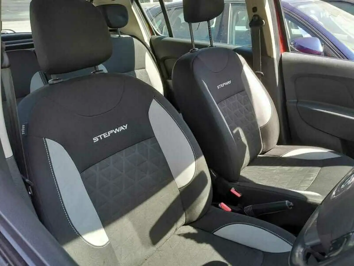 2014-dacia-sandero-stepway-15d-laureate-big-9