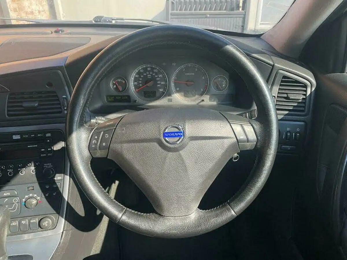 2006-volvo-s60-24td-d5-se-geartronic-big-12