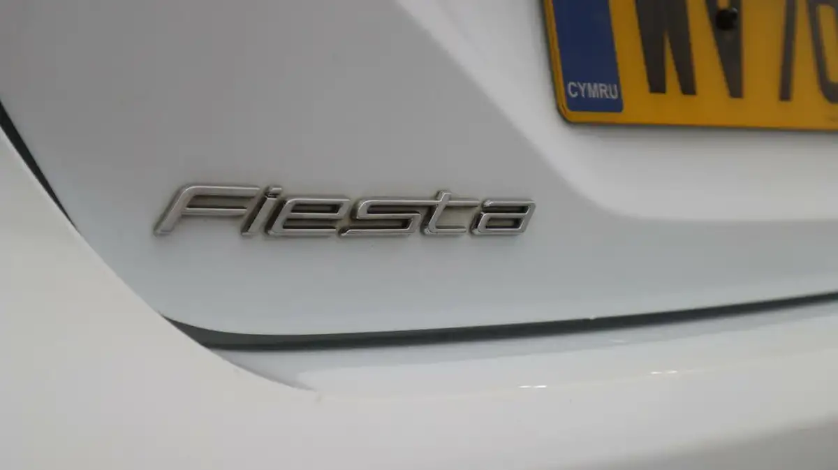 2020-ford-fiesta-10t-st-line-x-edition-95ps-5d-big-22