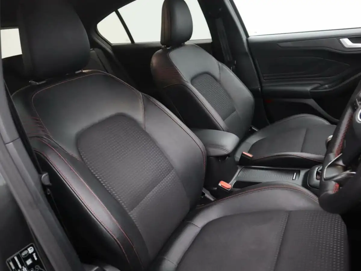 2019-ford-focus-10t-st-line-x-ss-hatchback-big-10