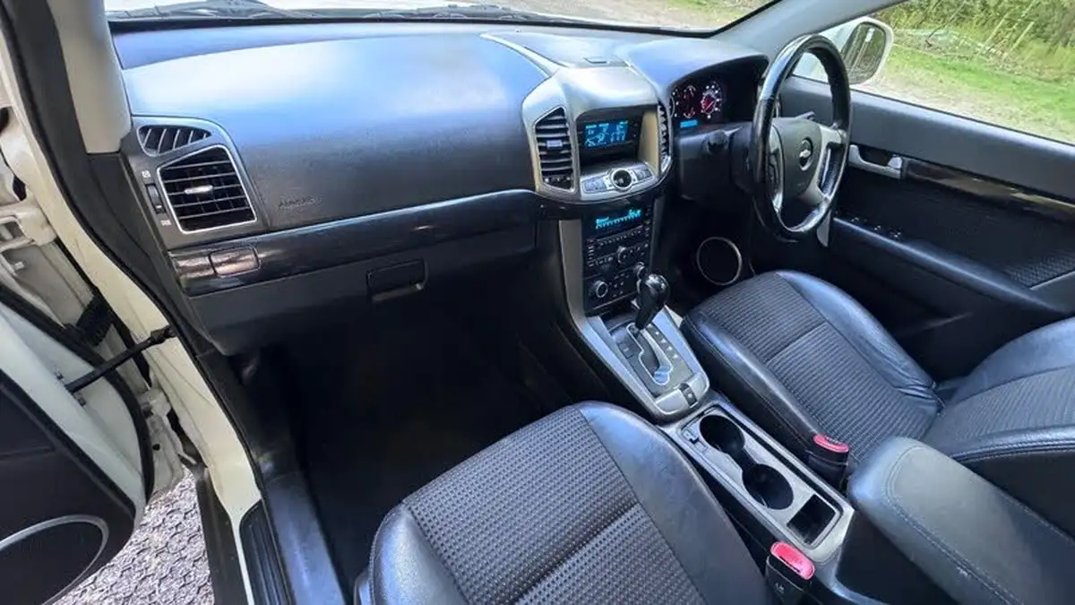 2012-chevrolet-captiva-22td-lt-22vcdi-4x4-auto-big-32