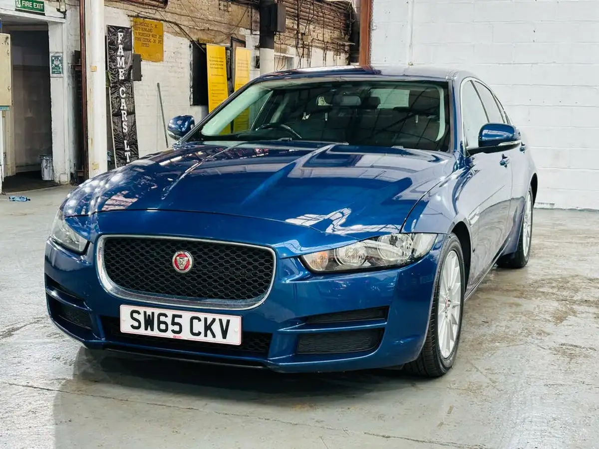 2015-jaguar-xe-20td-prestige-163ps-auto-big-3