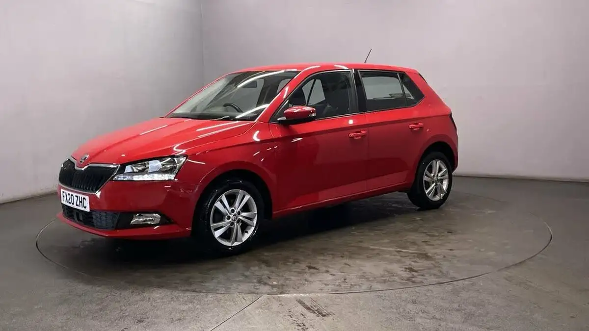 2020-skoda-fabia-10-tsi-se-95ps-hatchback-big-3