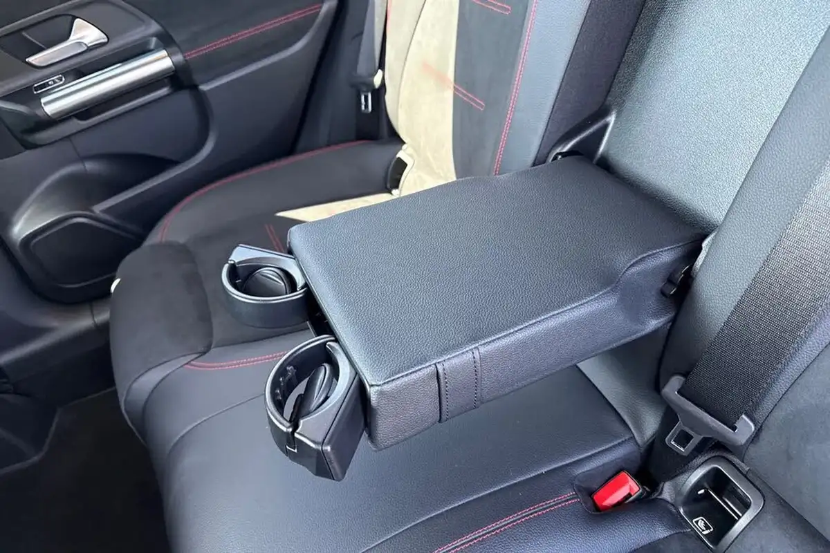 2020-mercedes-benz-b-class-20d-b200d-amg-line-executive-big-31
