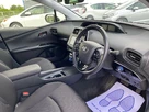 2019-toyota-prius-small-14