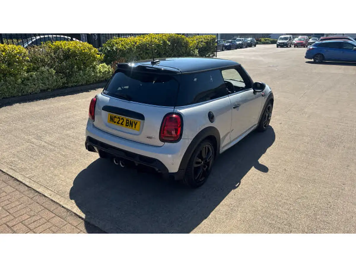2022-mini-cooper-20-john-cooper-works-hatchback-3d-big-37