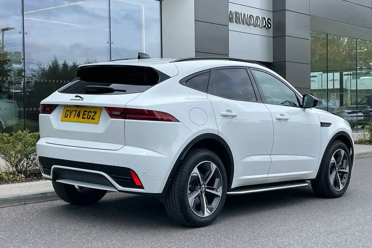 2024-jaguar-e-pace-20-d200-r-dynamic-se-black-big-9