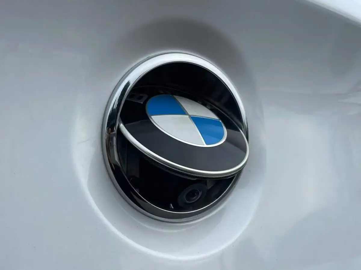 2013-bmw-6-series-big-43