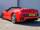 2010-ferrari-california-43-small-5