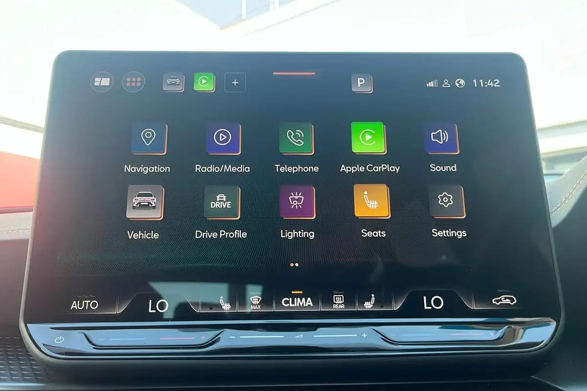 2025-cupra-formentor-15-etsi-v2-big-52
