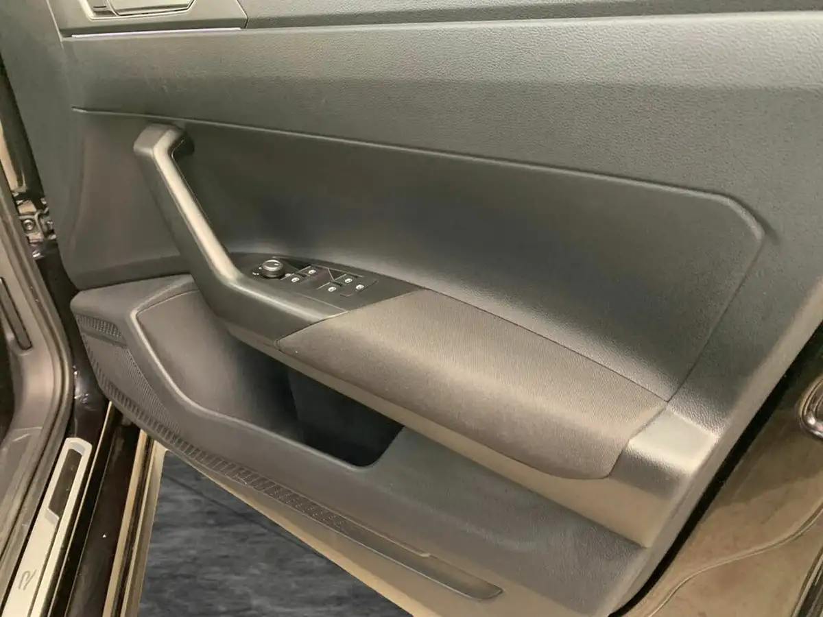 2022-volkswagen-polo-10-tsi-r-line-95ps-dsg-big-26