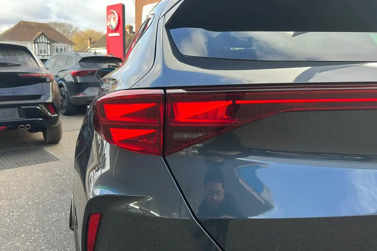 2024-cupra-formentor-15-etsi-v2-big-21