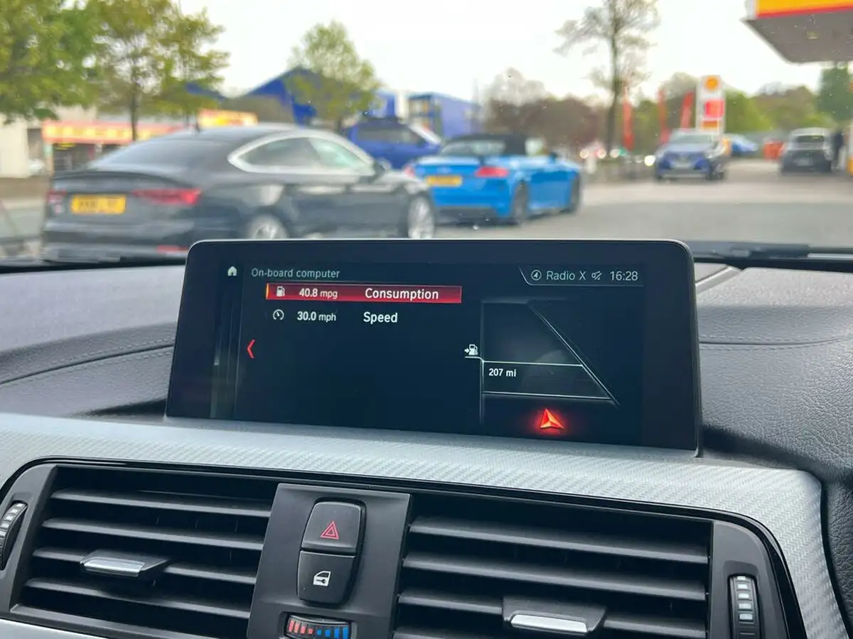 2018-bmw-3-series-30td-330d-m-sport-shadow-edition-saloon-4d-big-40