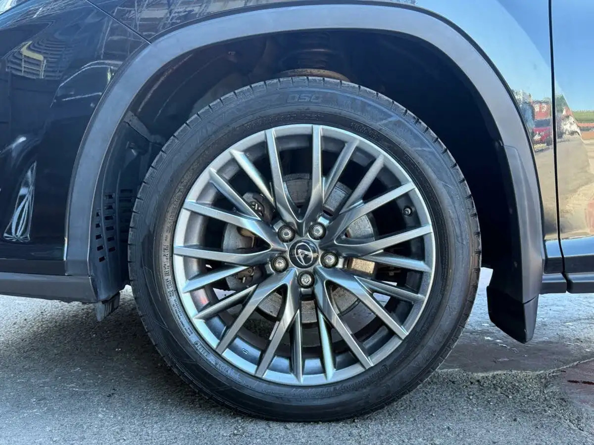 2018-lexus-rx-450h-35-f-sport-big-17