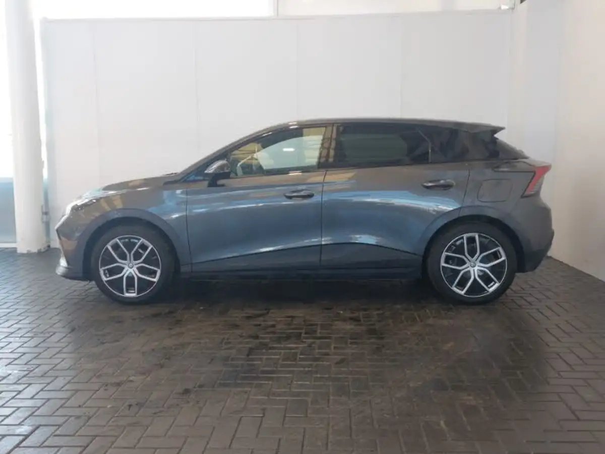 2023-mg-mg4-e-trophy-ev-203ps-long-big-3