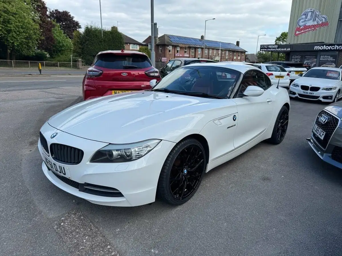 2011-bmw-z4-big-3