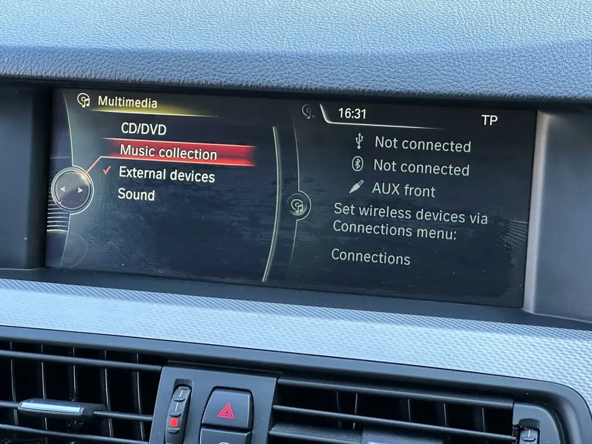 2013-bmw-5-series-20td-520d-m-sport-touring-auto-big-23
