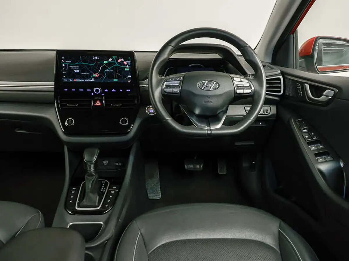 2022-hyundai-ioniq-16-gdi-premium-se-hybrid-big-6