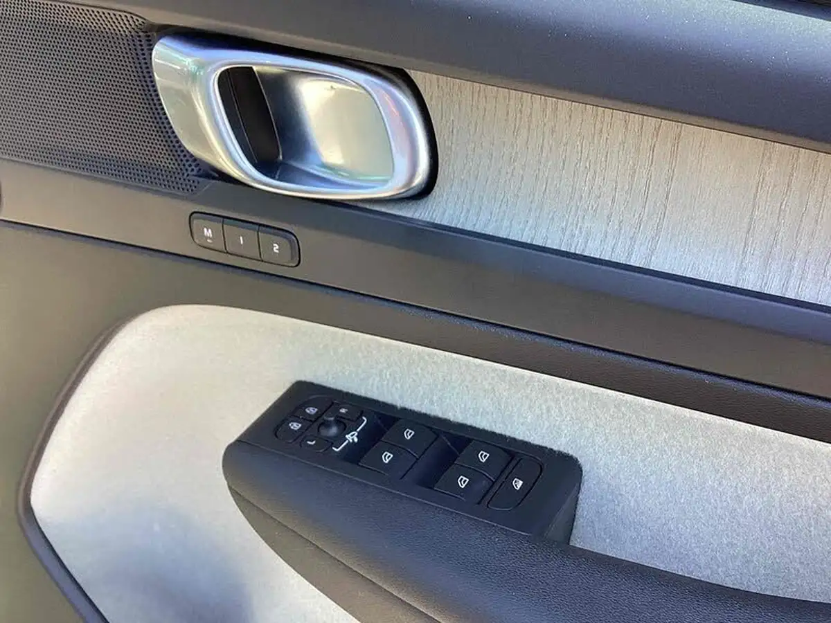 2019-volvo-xc40-20-t4-inscription-big-34