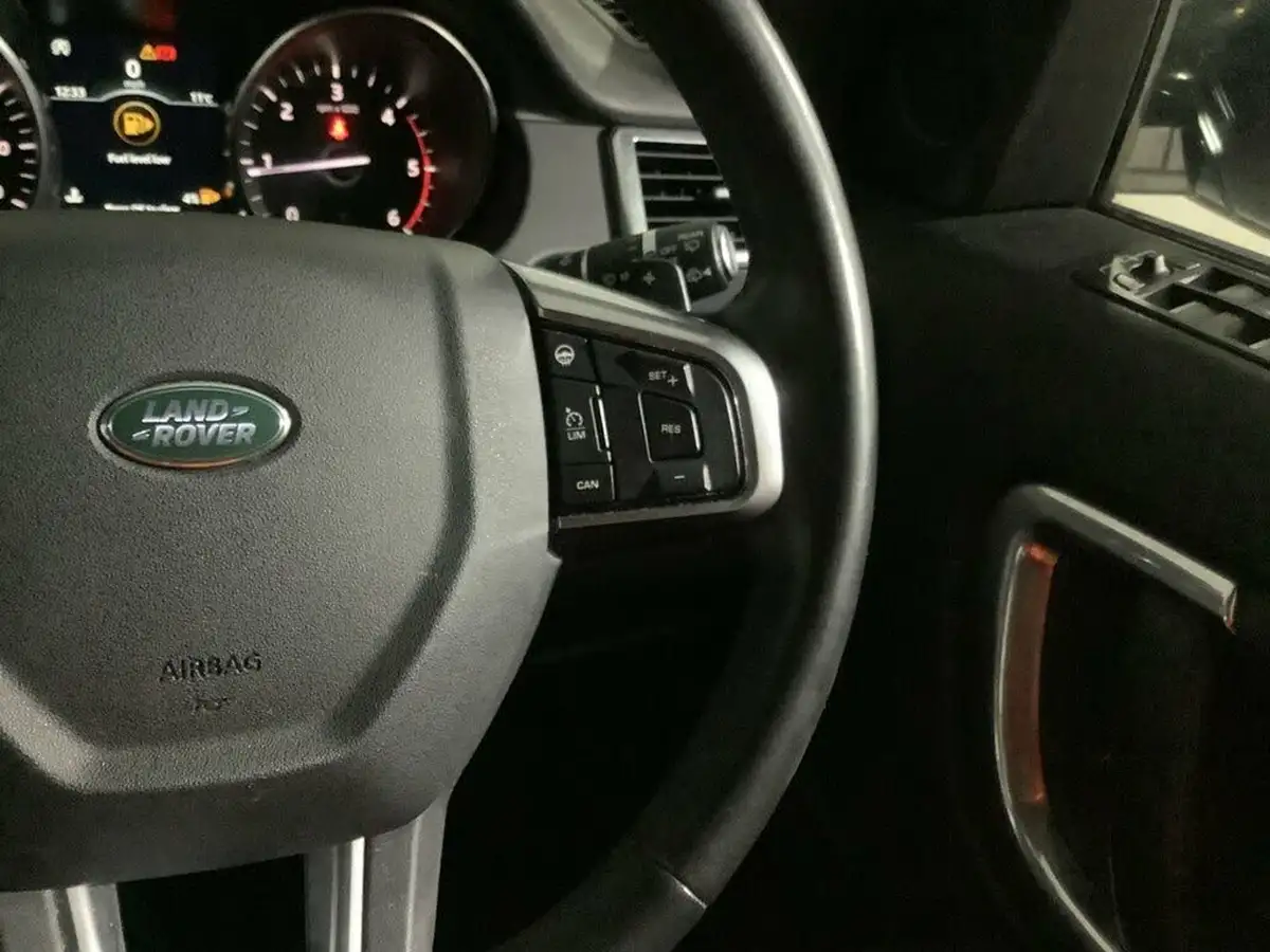 2019-land-rover-discovery-sport-20td4-landmark-big-15