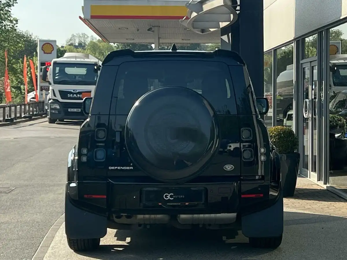 2021-land-rover-90-defender-30-d250-xs-edition-big-5