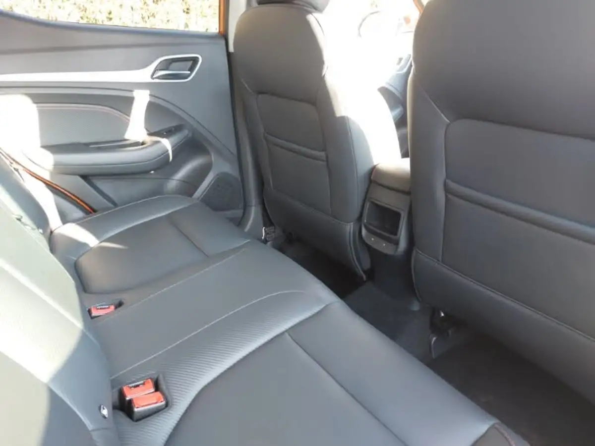 2024-mg-zs-suv-10t-gdi-exclusive-auto-big-12