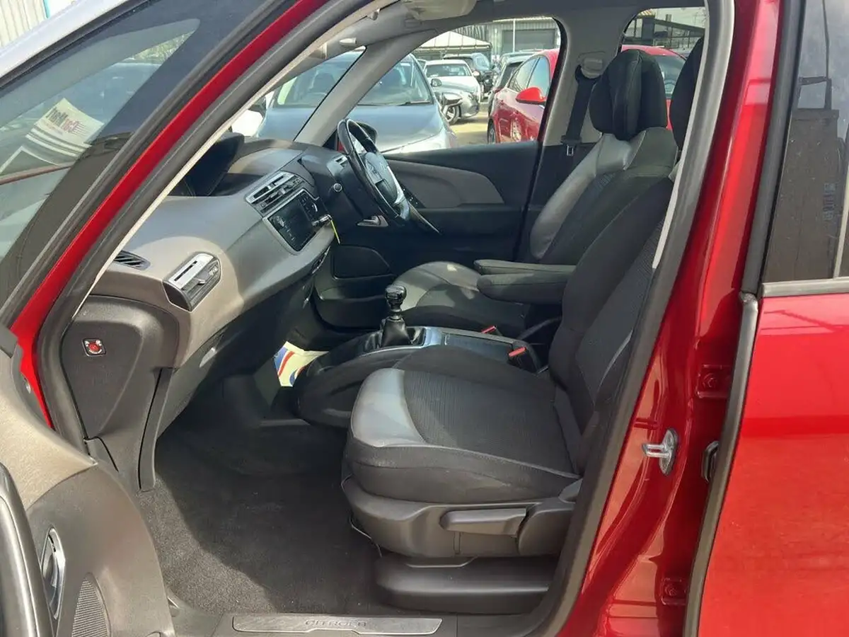 2018-citroen-grand-c4-spacetourer-15bluehdi-flair-big-26