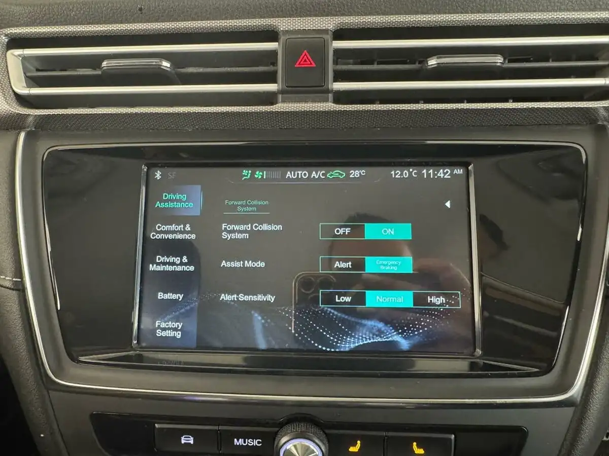 2021-mg-mg5-e-exclusive-ev-long-range-big-42