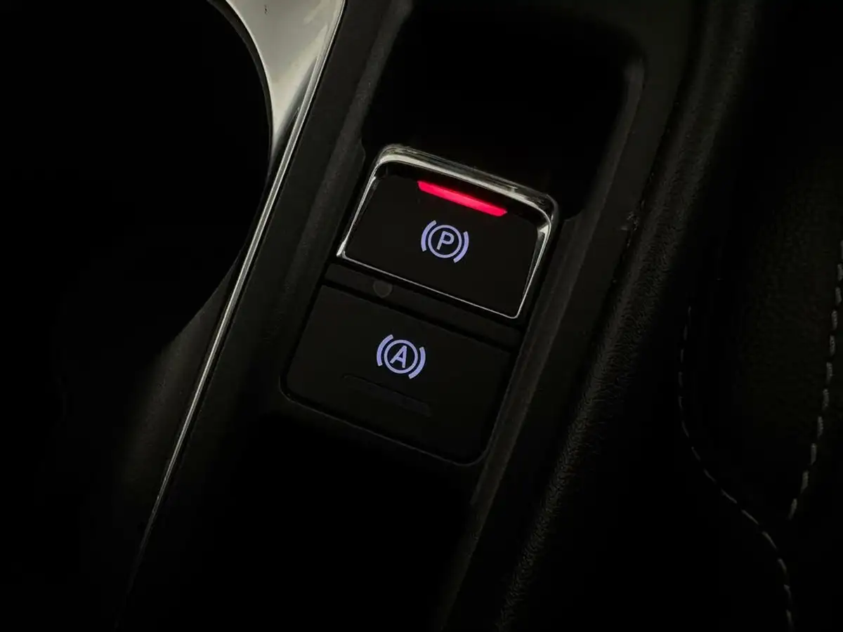 2021-mg-mg5-e-exclusive-ev-long-range-big-18