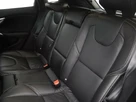 2019-volvo-v40-15-t3-r-design-edition-small-9